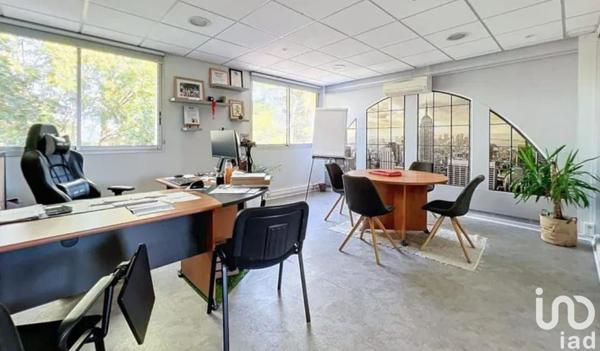 Murs commerciaux  à vendre 180 m² Venelles