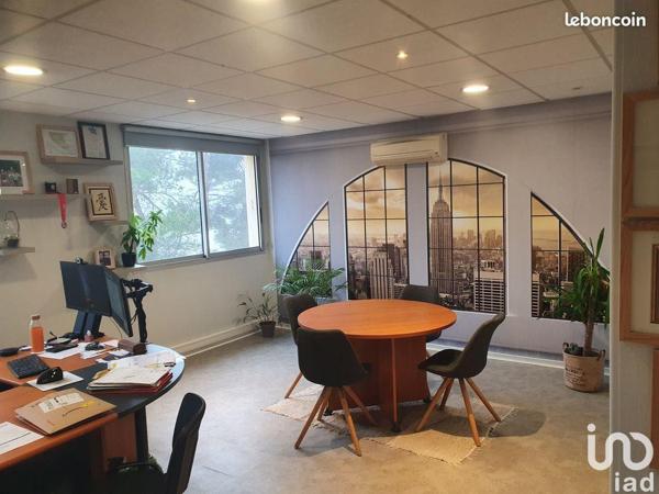 Murs commerciaux  à vendre 180 m² Venelles