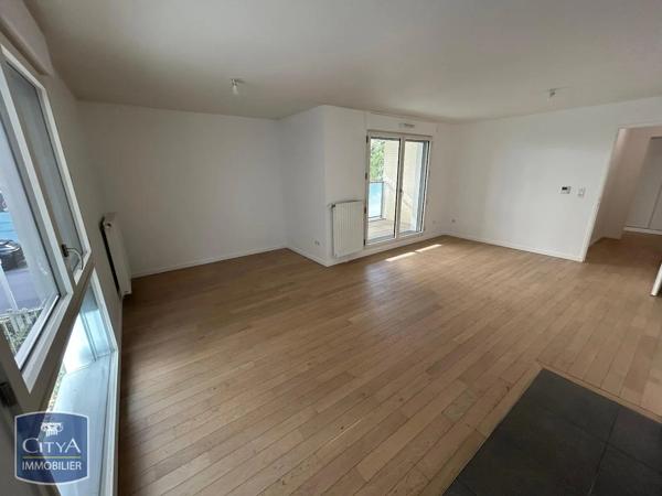 Appartement à louer 3 pièces 72.36m² Rueil-Malmaison (92500)
