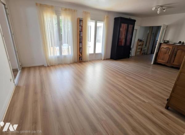 45200 AMILLY centre ville - pavillon 128m²