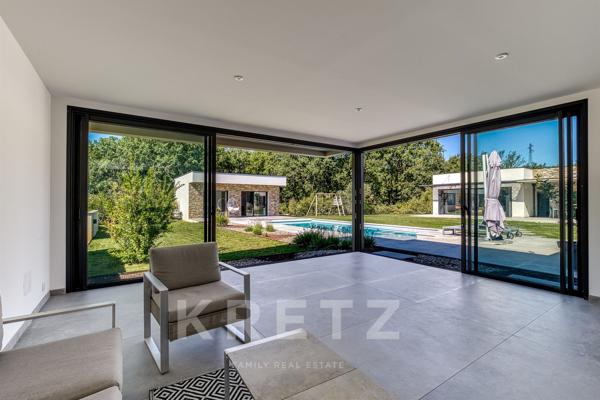 Gréoux-les-Bains – Villa d’architecte contemporaine aux prestations d’exception