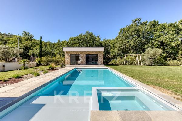 Gréoux-les-Bains – Villa d’architecte contemporaine aux prestations d’exception