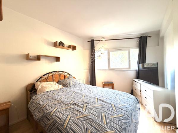 Appartement à vendre 2 pièces 54 m² Champs-sur-Marne