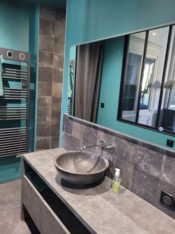 Très bel appartement T3 totalement rénové hyper centre La Rochelle