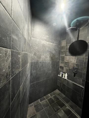 Très bel appartement T3 totalement rénové hyper centre La Rochelle