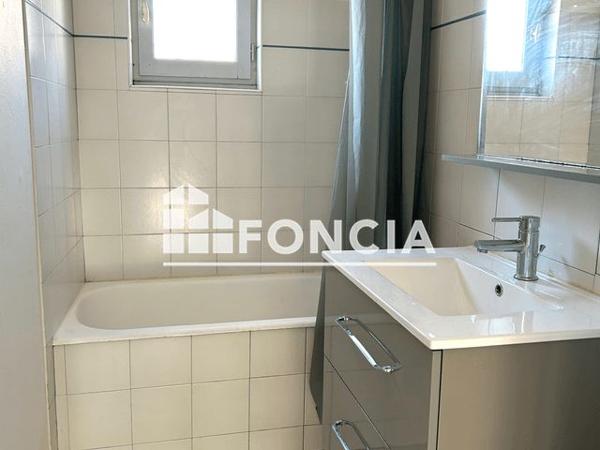 Location Appartement 3 pièces 61.3 m² - 11 RUE BESSIERES Montauban 82000