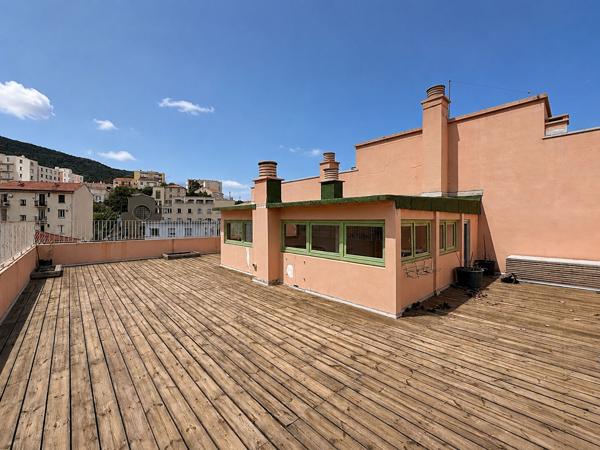 BASTIA Centre - Appartement T4 de 127 m² avec Atelier et Terrasse de 80 m² , Bastia