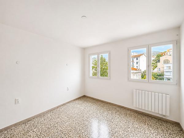 BASTIA Centre - Appartement T4 de 127 m² avec Atelier et Terrasse de 80 m² , Bastia