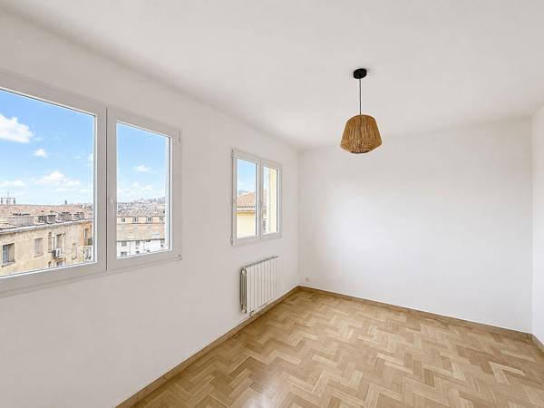 BASTIA Centre - Appartement T4 de 127 m² avec Atelier et Terrasse de 80 m² , Bastia