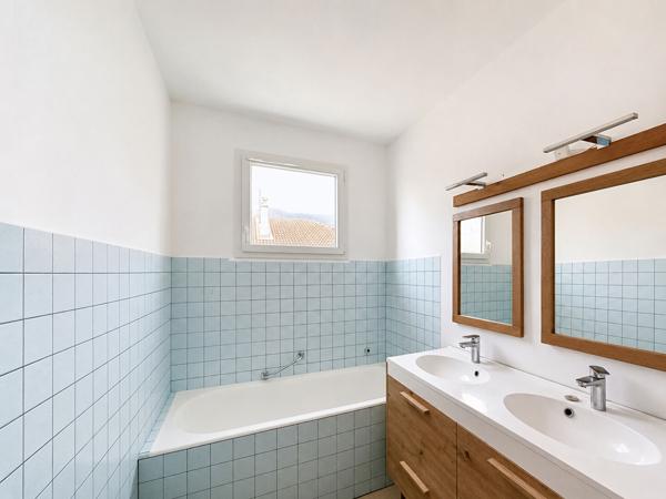 BASTIA Centre - Appartement T4 de 127 m² avec Atelier et Terrasse de 80 m² , Bastia