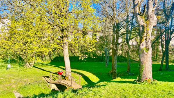 CHATILLON SUR SEINE :Appartement moderne de 130m² proche du centre ville au cœur de la nature sur 2 hectares Châtillon-sur-Seine (21400)