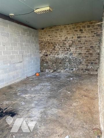 ENSEMBLE IMMOBILIER EN PIERRES de 2 LOGEMENTS AVEC TERRAIN