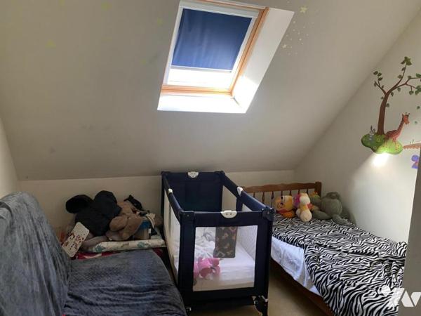 ENSEMBLE IMMOBILIER EN PIERRES de 2 LOGEMENTS AVEC TERRAIN