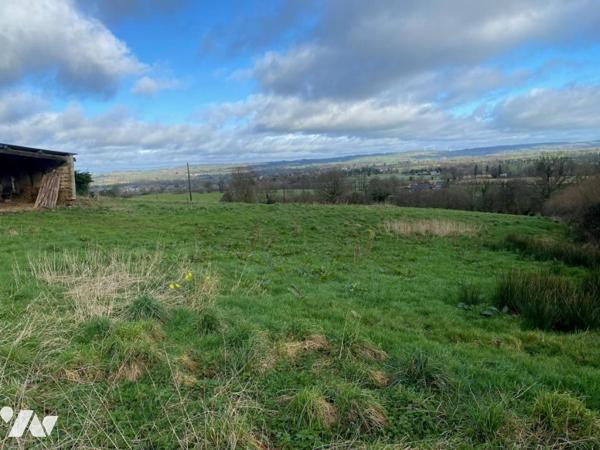 ENSEMBLE IMMOBILIER EN PIERRES de 2 LOGEMENTS AVEC TERRAIN