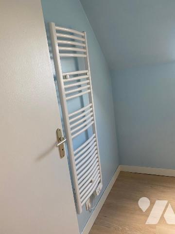 ENSEMBLE IMMOBILIER EN PIERRES de 2 LOGEMENTS AVEC TERRAIN