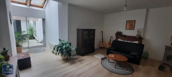 Immeuble à vendre 234m²