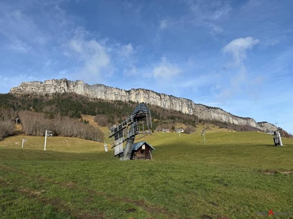 Terrain à CORBEL, 73160 - 2000m²