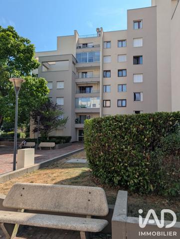 Appartement à vendre 3 pièces 75,3 m² Montigny-le-Bretonneux