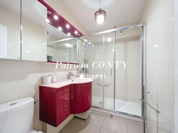 Grand 3P avec superbe vue sur le lac et sur Paris