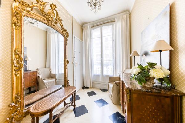 Grand appartement familial - Charme de l'ancien - Parking
