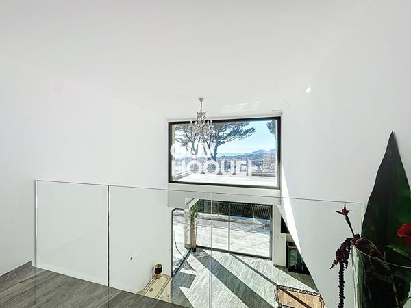 Maison d'exception à vendre à Mougins - Vue mer imprenable