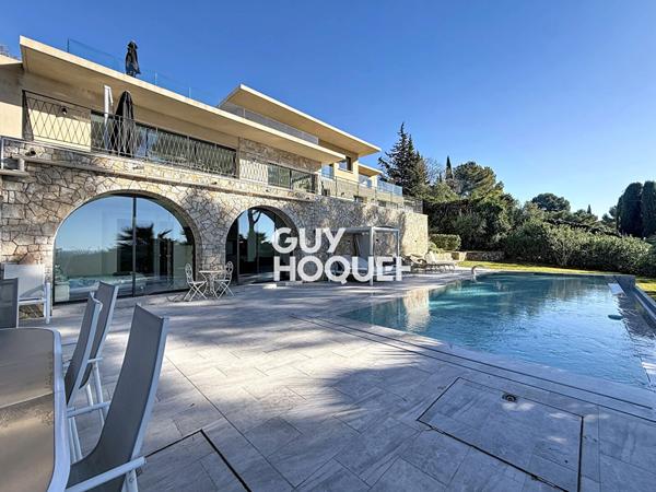 Maison d'exception à vendre à Mougins - Vue mer imprenable