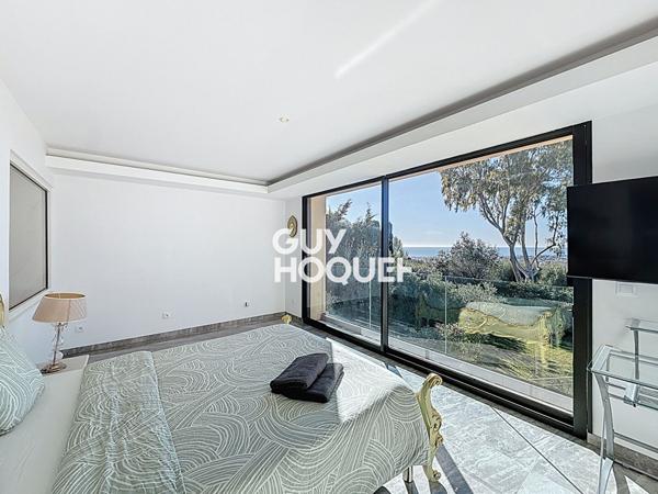 Maison d'exception à vendre à Mougins - Vue mer imprenable