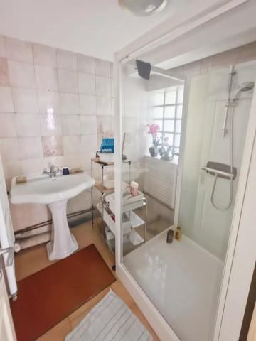 Vente                                                      Appartement
                        
                     2 pièces                      53 m2                     à Thorigny-sur-Marne