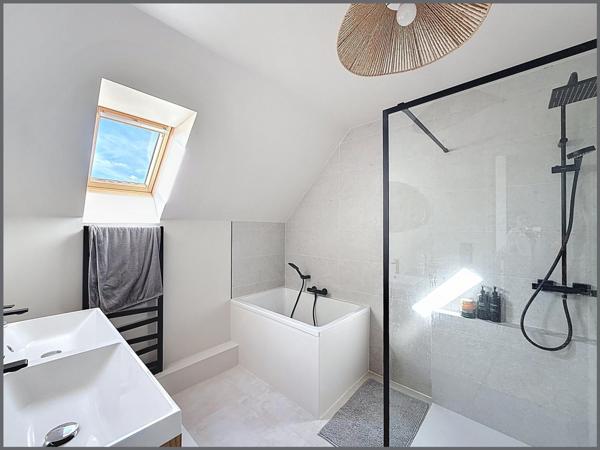 Maison 3 chambres, quartier calme aucun travaux