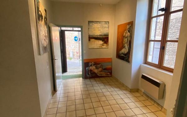 Appartement à vendre    4 pièces • 81,80 m2 Largentière