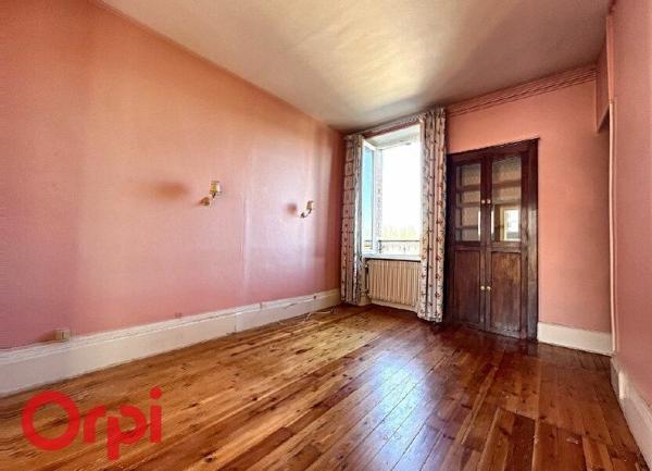 Appartement à vendre    4 pièces • 83,25 m2 Montluçon