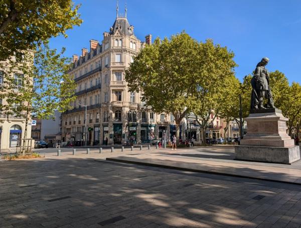 Vente / Appartement T5 à Béziers (34500)