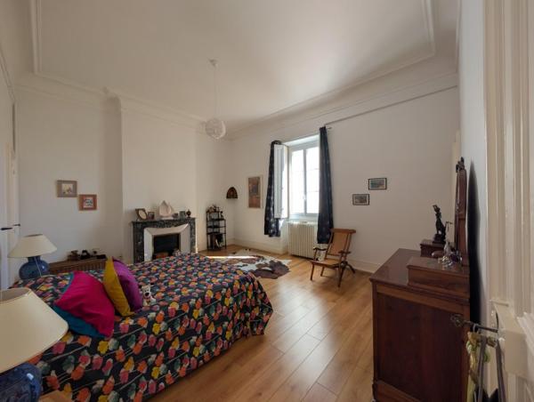 Vente / Appartement T5 à Béziers (34500)