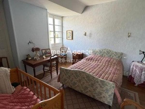Maison à ALENCON, 61000 - 7 pièces 140m²