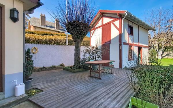 Maison à vendre    5 pièces • 141,94 m2 Arpajon-sur-Cère