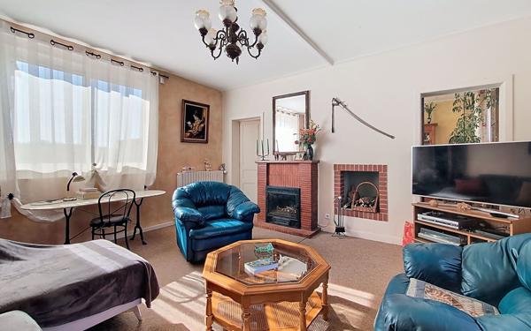 Maison à vendre    5 pièces • 141,94 m2 Arpajon-sur-Cère