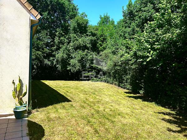 Maison Neuville Sur Sarthe 5 chambres, double garage, très économe en énergie