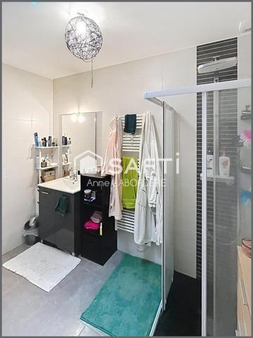 Idéalement située, à proximité de toute commodité