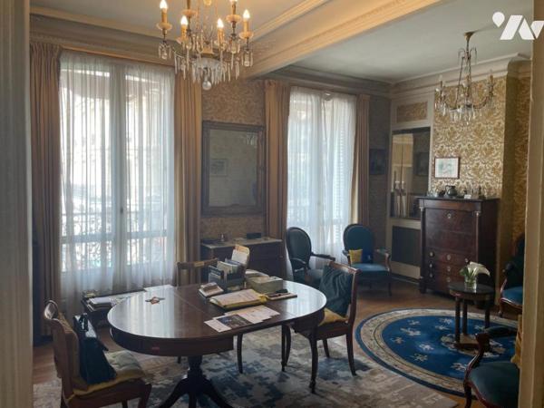ARTS-ET-METIERS Appartement avec vue 