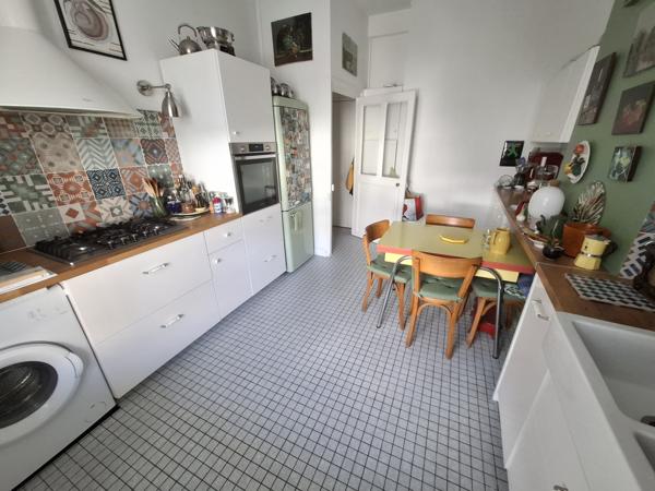Appartement 3 pièce(s) 2 chambre(s) 82.82 m²