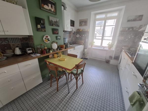 Appartement 3 pièce(s) 2 chambre(s) 82.82 m²