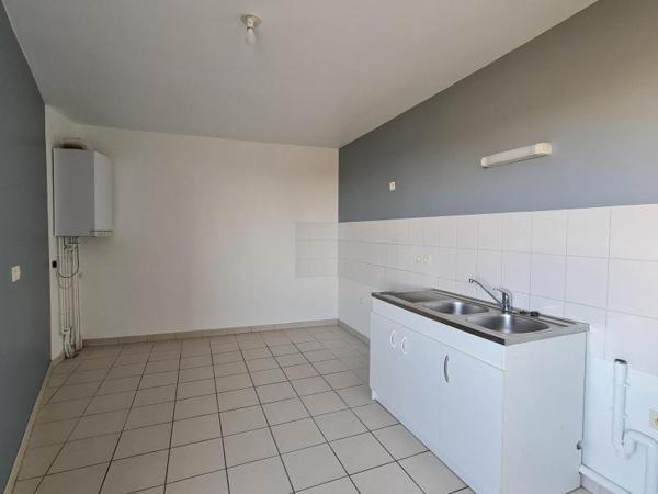 Appartement à louer 4 pièces 105.83m²