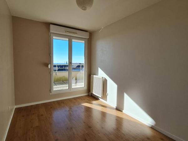 Appartement à louer 4 pièces 105.83m²