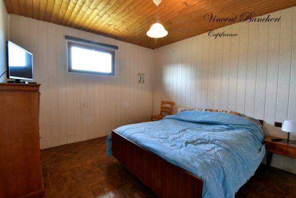 Amancy – Maison T5 d'environ 180 m² sur 1300 m² terrain – Fort potentiel