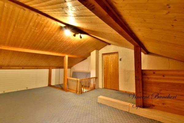 Amancy – Maison T5 d'environ 180 m² sur 1300 m² terrain – Fort potentiel