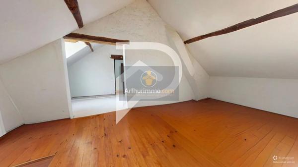 Vente                                                      Maison
                        
                     8 pièces                      220 m2                     à Triel-sur-Seine