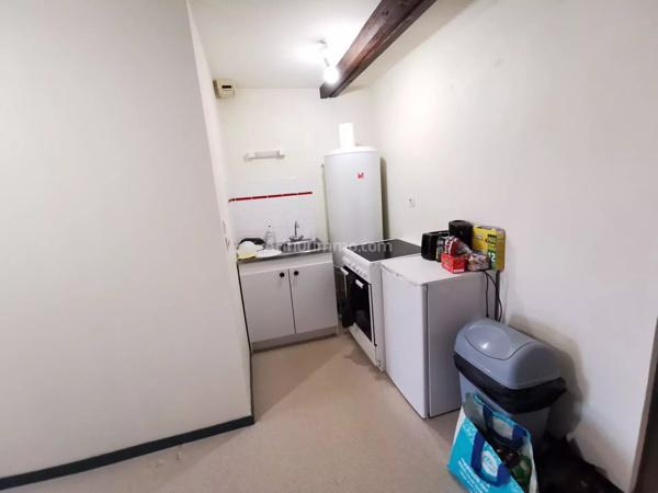 Location                                                      Appartement
                        
                     2 pièces                      33 m2                     à Gévezé