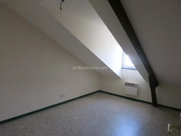Location                                                      Appartement
                        
                     2 pièces                      33 m2                     à Gévezé
