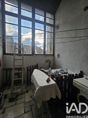 Maison à vendre 6 pièces 160 m² Gond-Pontouvre