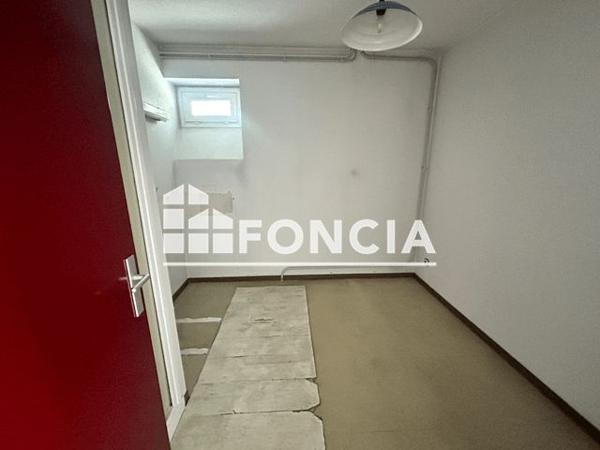 À vendre Local commercial 150 m² - Montélimar 26200